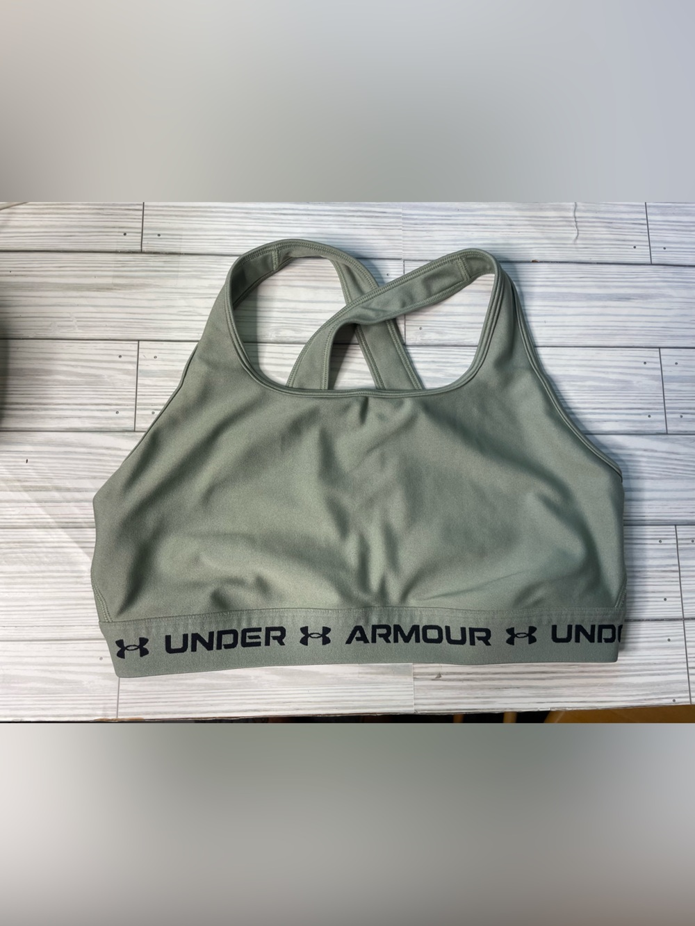 Under Armour Women's Light Green Sports Bra - Crossback Support size XL